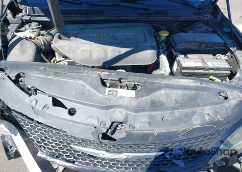 2015 Chrysler 200 S из США, поврежденный, VIN 1C3CCCBB5FN626633